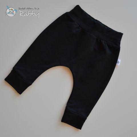 Baggy tepláčky černé vel. 68